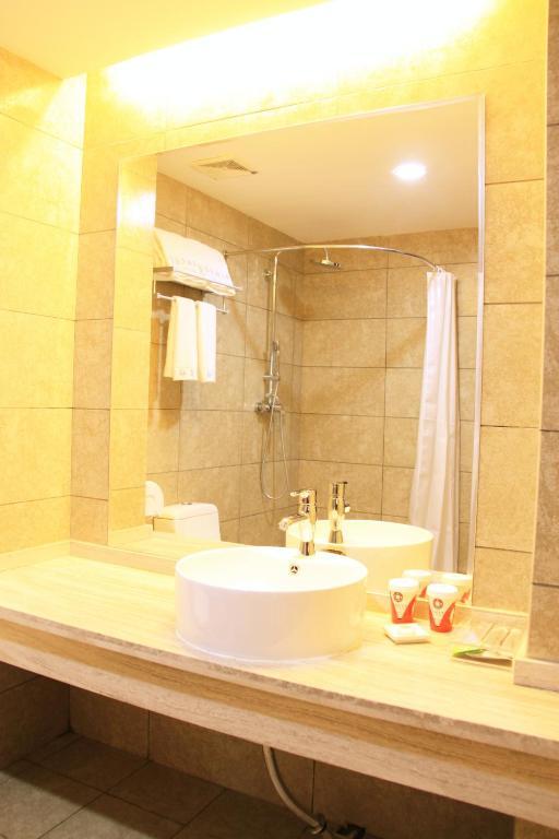 לואיאנג Zhou Wang Cheng Hotel מראה חיצוני תמונה